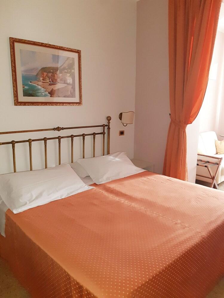 Andromaco Palace Hotel Taormina Eksteriør billede