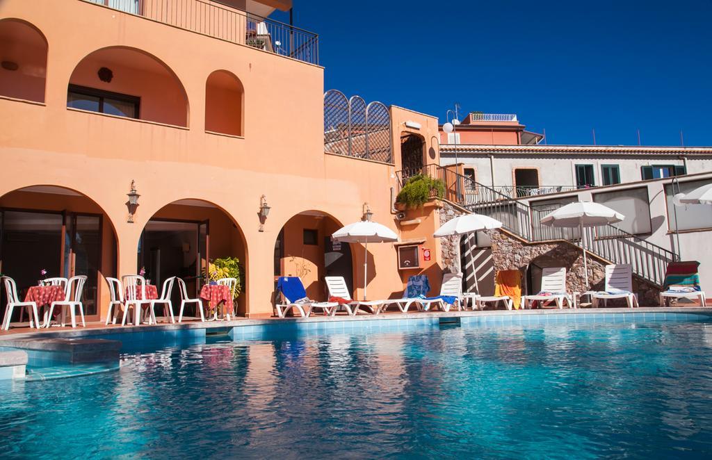 Andromaco Palace Hotel Taormina Eksteriør billede