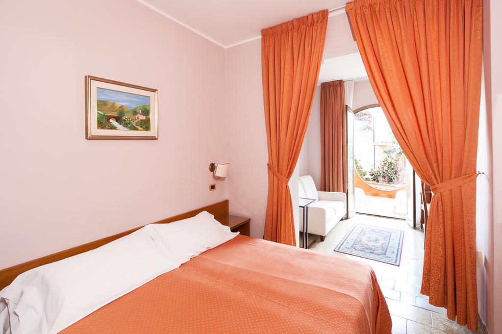 Andromaco Palace Hotel Taormina Eksteriør billede